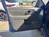 Used 2005 Ford Escape XLS image 5