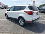 Used 2019 Ford Escape SE image 3