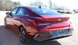 Certified 2024 Hyundai Elantra SEL w/ Convenience Package image 5