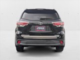 Used 2015 Toyota Highlander LE image 5