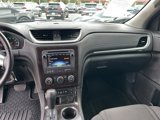 Used 2016 Chevrolet Traverse LT w/ Style and Technology Package image 3