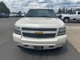 Used 2014 Chevrolet Suburban LTZ image 2