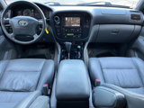 Used 2002 Toyota Land Cruiser image 2