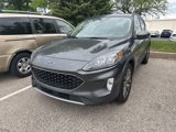 Used 2020 Ford Escape Titanium w/ Titanium Premium Package 2.0 image 3