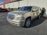 Used 2010 GMC Yukon XL Denali image 4