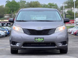 Used 2011 Toyota Sienna image 2