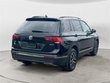 Used 2021 Volkswagen Tiguan SE w/ Panoramic Sunroof Package image 5