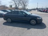 Used 2020 Volkswagen Jetta SE image 2