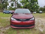 Used 2022 Chrysler Voyager LX image 5