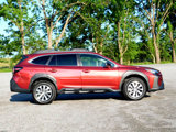 Used 2025 Subaru Outback Premium image 2