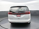 Used 2022 Chrysler Pacifica Limited image 6