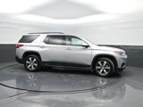 Used 2019 Chevrolet Traverse LT w/ LT Premium Package image 3