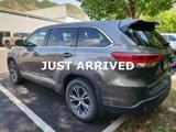 Used 2017 Toyota Highlander Plus image 3