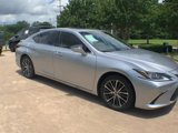 Used 2022 Lexus ES 350 w/ Premium Package image 2