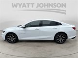 Used 2018 Chevrolet Malibu LT image 2