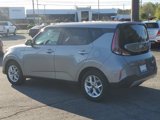 Used 2024 Kia Soul LX w/ Option Group 015 image 4