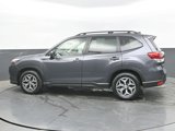 Used 2022 Subaru Forester Premium image 5