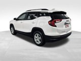 Used 2022 GMC Terrain SLE w/ Driver Convenience Package image 4