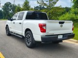 Used 2019 Nissan Titan S image 6