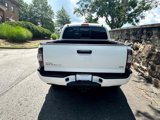 Used 2011 Toyota Tacoma 4x4 Double Cab image 4