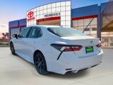 Used 2022 Toyota Camry SE image 3
