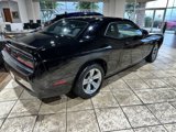 Used 2016 Dodge Challenger SXT image 5