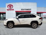 Used 2021 Toyota RAV4 XLE Premium image 3