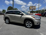 Used 2016 Toyota Highlander Limited image 3