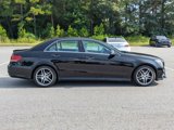 Used 2016 Mercedes-Benz E 400 4MATIC Sedan image 4