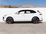 Certified 2022 Porsche Cayenne image 2