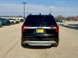 Used 2023 GMC Acadia SLT image 3