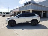 Used 2023 Nissan Rogue SV w/ SV Premium B Package image 2