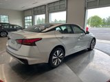 Used 2021 Nissan Altima 2.5 SV w/ SV Premium Package image 6