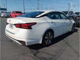 Used 2019 Nissan Altima 2.5 SV image 3