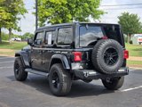 Used 2018 Jeep Wrangler Unlimited Sahara image 5