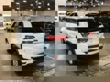Used 2019 Jeep Grand Cherokee Laredo image 3