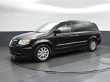 Used 2016 Chrysler Town & Country Touring w/ Driver Convenience Group image 3