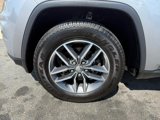 Used 2017 Jeep Grand Cherokee Limited image 4