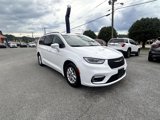 Used 2022 Chrysler Pacifica Touring-L image 3