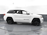 Used 2018 Jeep Grand Cherokee Altitude image 5