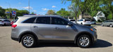 Used 2016 Kia Sorento LX w/ LX Convenience Package image 4
