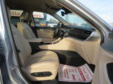 Used 2022 Jeep Grand Cherokee L Limited w/ Black Appearance Package image 6