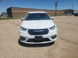 Used 2022 Chrysler Pacifica Touring-L image 4