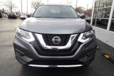 Used 2018 Nissan Rogue SV image 3