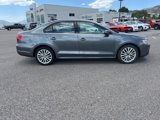 Used 2011 Volkswagen Jetta SEL image 2