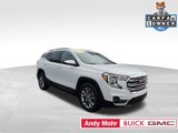 Used 2024 GMC Terrain SLT image 1