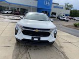 Used 2024 Chevrolet Trax LS w/ LS Convenience Package image 3