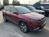 Used 2019 Jeep Cherokee Limited image 2