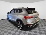 Certified 2024 Volkswagen Taos SE image 3