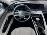 Used 2021 Hyundai Elantra Limited image 3